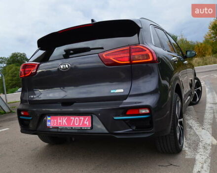 Серый Киа Niro, объемом двигателя 0 л и пробегом 77 тыс. км за 19950 $, фото 30 на Automoto.ua