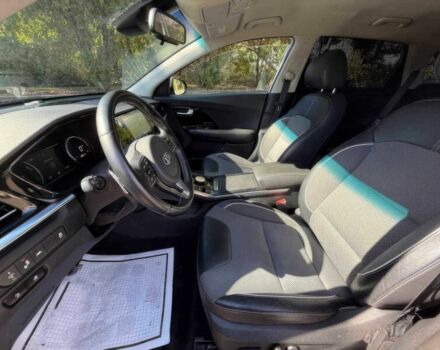 Сірий Кіа Niro, об'ємом двигуна 0 л та пробігом 40 тис. км за 7100 $, фото 8 на Automoto.ua