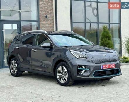 Серый Киа Niro, объемом двигателя 0 л и пробегом 150 тыс. км за 18500 $, фото 15 на Automoto.ua