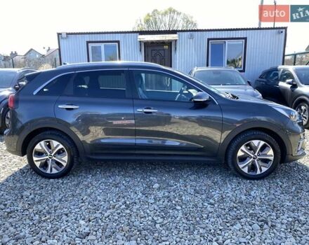 Киа Niro 2020 в Львове на Automoto.ua Серый Киа Niro, объемом двигателя 0 л и пробегом 101 тыс. км за 20300 $, фото 20 на Automoto.ua