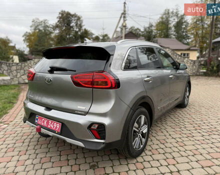 Киа Niro 2020 в Калуше на Automoto.ua Серый Киа Niro, объемом двигателя 1.58 л и пробегом 102 тыс. км за 19600 $, фото 13 на Automoto.ua