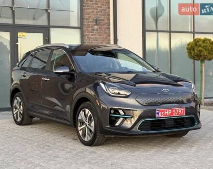 Сірий Кіа Niro, об'ємом двигуна 0 л та пробігом 135 тис. км за 17500 $, фото 24 на Automoto.ua