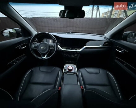 Серый Киа Niro, объемом двигателя 0 л и пробегом 159 тыс. км за 19800 $, фото 14 на Automoto.ua