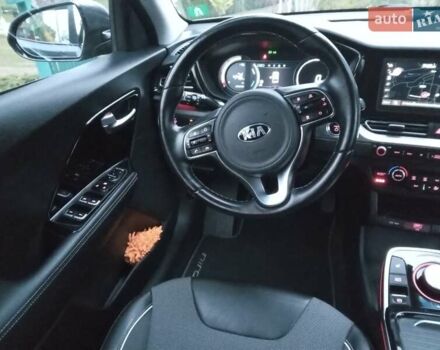 Киа Niro 2020 в Ирпене на Automoto.ua Серый Киа Niro, объемом двигателя 0 л и пробегом 99 тыс. км за 20490 $, фото 53 на Automoto.ua