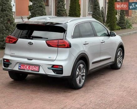 Сірий Кіа Niro, об'ємом двигуна 0 л та пробігом 118 тис. км за 19300 $, фото 50 на Automoto.ua