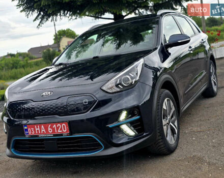 Серый Киа Niro, объемом двигателя 0 л и пробегом 96 тыс. км за 19500 $, фото 5 на Automoto.ua