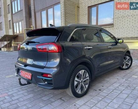 Серый Киа Niro, объемом двигателя 0 л и пробегом 125 тыс. км за 19250 $, фото 29 на Automoto.ua