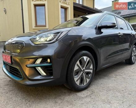Киа Niro 2020 в Львове на Automoto.ua Серый Киа Niro, объемом двигателя 0 л и пробегом 136 тыс. км за 17950 $, фото 12 на Automoto.ua