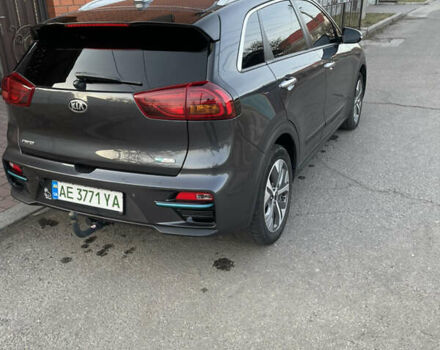 Серый Киа Niro, объемом двигателя 0 л и пробегом 139 тыс. км за 20700 $, фото 8 на Automoto.ua