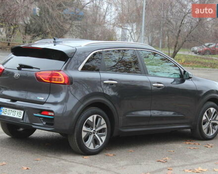Сірий Кіа Niro, об'ємом двигуна 0 л та пробігом 74 тис. км за 19990 $, фото 8 на Automoto.ua