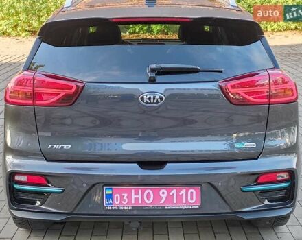 Киа Niro 2020 в Ровно на Automoto.ua Серый Киа Niro, объемом двигателя 0 л и пробегом 125 тыс. км за 19850 $, фото 52 на Automoto.ua