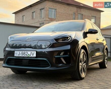 Сірий Кіа Niro, об'ємом двигуна 0 л та пробігом 118 тис. км за 20499 $, фото 6 на Automoto.ua