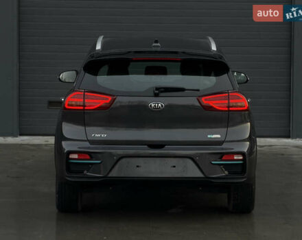 Серый Киа Niro, объемом двигателя 0 л и пробегом 164 тыс. км за 17550 $, фото 9 на Automoto.ua