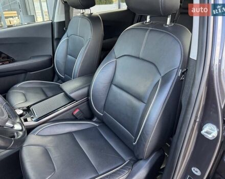 Серый Киа Niro, объемом двигателя 0 л и пробегом 142 тыс. км за 18900 $, фото 19 на Automoto.ua