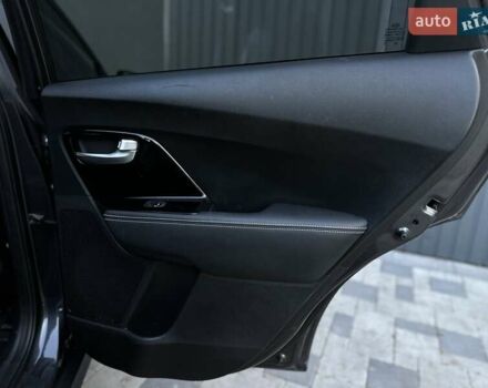 Киа Niro 2020 в Ивано-Франковске на Automoto.ua Серый Киа Niro, объемом двигателя 0 л и пробегом 88 тыс. км за 18500 $, фото 33 на Automoto.ua