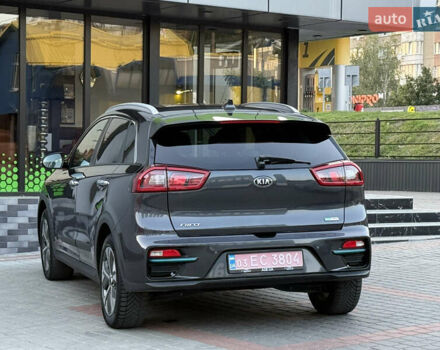 Серый Киа Niro, объемом двигателя 0 л и пробегом 139 тыс. км за 17750 $, фото 14 на Automoto.ua