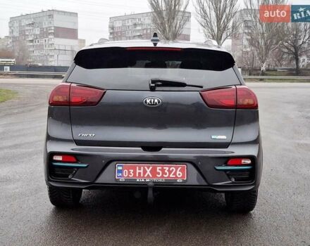 Серый Киа Niro, объемом двигателя 0 л и пробегом 150 тыс. км за 19300 $, фото 9 на Automoto.ua