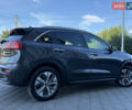 Серый Киа Niro, объемом двигателя 0 л и пробегом 85 тыс. км за 18999 $, фото 23 на Automoto.ua