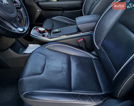 Серый Киа Niro, объемом двигателя 0 л и пробегом 112 тыс. км за 20300 $, фото 26 на Automoto.ua