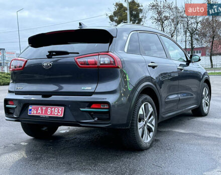 Серый Киа Niro, объемом двигателя 0 л и пробегом 165 тыс. км за 18000 $, фото 10 на Automoto.ua