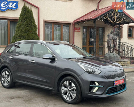 Серый Киа Niro, объемом двигателя 0 л и пробегом 158 тыс. км за 17750 $, фото 12 на Automoto.ua