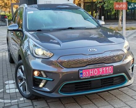 Киа Niro 2020 в Ровно на Automoto.ua Серый Киа Niro, объемом двигателя 0 л и пробегом 125 тыс. км за 19850 $, фото 32 на Automoto.ua