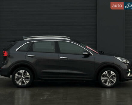 Серый Киа Niro, объемом двигателя 0 л и пробегом 164 тыс. км за 17550 $, фото 13 на Automoto.ua