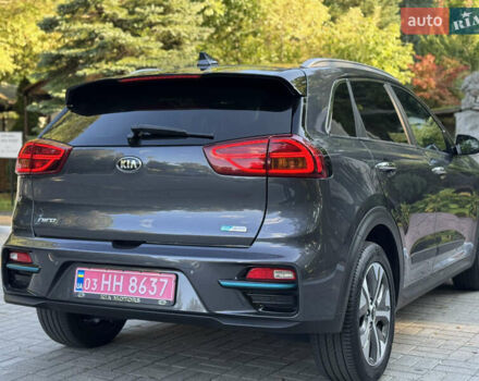 Сірий Кіа Niro, об'ємом двигуна 0 л та пробігом 144 тис. км за 18200 $, фото 17 на Automoto.ua