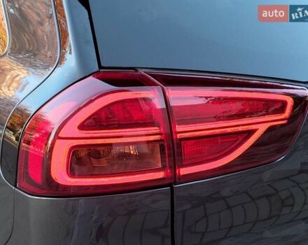 Киа Niro 2020 в Ровно на Automoto.ua Серый Киа Niro, объемом двигателя 0 л и пробегом 125 тыс. км за 19850 $, фото 14 на Automoto.ua