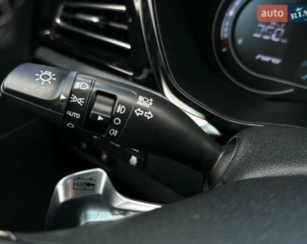 Сірий Кіа Niro, об'ємом двигуна 0 л та пробігом 97 тис. км за 22600 $, фото 33 на Automoto.ua