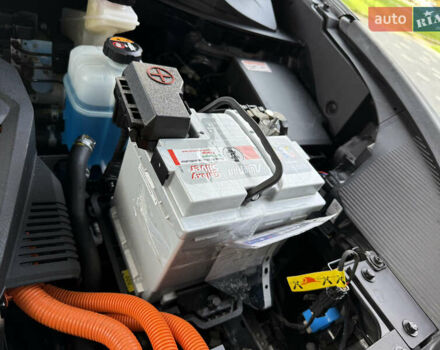 Сірий Кіа Niro, об'ємом двигуна 0 л та пробігом 70 тис. км за 19999 $, фото 80 на Automoto.ua