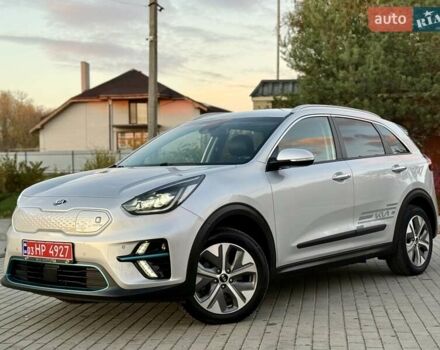 Киа Niro 2021 в Бердичеве на Automoto.ua Серый Киа Niro, объемом двигателя 0 л и пробегом 70 тыс. км за 21350 $, фото 1 на Automoto.ua