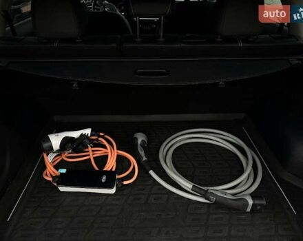 Серый Киа Niro, объемом двигателя 0 л и пробегом 62 тыс. км за 24600 $, фото 80 на Automoto.ua