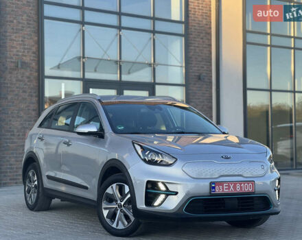 Серый Киа Niro, объемом двигателя 0 л и пробегом 139 тыс. км за 17999 $, фото 25 на Automoto.ua