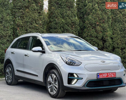 Сірий Кіа Niro, об'ємом двигуна 0 л та пробігом 141 тис. км за 17799 $, фото 19 на Automoto.ua