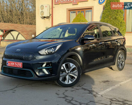 Серый Киа Niro, объемом двигателя 0 л и пробегом 157 тыс. км за 18350 $, фото 1 на Automoto.ua