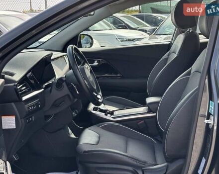 Серый Киа Niro, объемом двигателя 0 л и пробегом 62 тыс. км за 22450 $, фото 25 на Automoto.ua