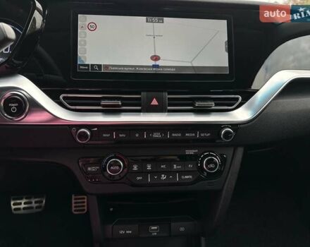 Серый Киа Niro, объемом двигателя 0 л и пробегом 62 тыс. км за 23600 $, фото 57 на Automoto.ua