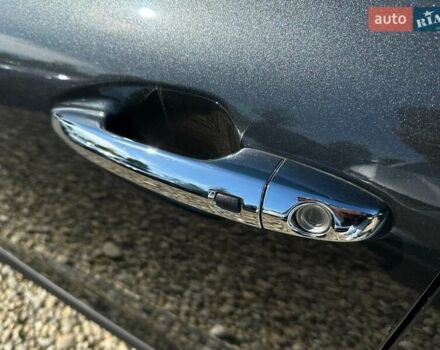 Серый Киа Niro, объемом двигателя 0 л и пробегом 97 тыс. км за 22200 $, фото 7 на Automoto.ua