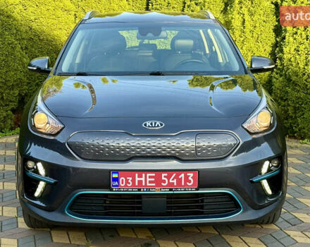 Киа Niro 2021 в Самборе на Automoto.ua Серый Киа Niro, объемом двигателя 0 л и пробегом 107 тыс. км за 19500 $, фото 2 на Automoto.ua
