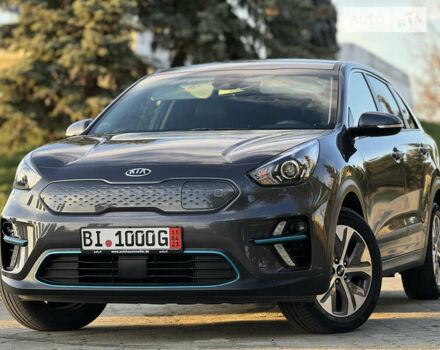 Сірий Кіа Niro, об'ємом двигуна 0 л та пробігом 54 тис. км за 18300 $, фото 9 на Automoto.ua