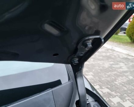 Серый Киа Niro, объемом двигателя 0 л и пробегом 42 тыс. км за 22850 $, фото 51 на Automoto.ua