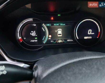 Серый Киа Niro, объемом двигателя 0 л и пробегом 42 тыс. км за 22850 $, фото 44 на Automoto.ua