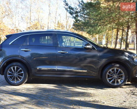 Сірий Кіа Niro, об'ємом двигуна 0 л та пробігом 99 тис. км за 22880 $, фото 12 на Automoto.ua