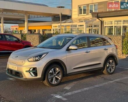 Серый Киа Niro, объемом двигателя 0 л и пробегом 110 тыс. км за 17800 $, фото 5 на Automoto.ua
