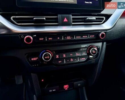 Киа Niro 2021 в Бердичеве на Automoto.ua Серый Киа Niro, объемом двигателя 0 л и пробегом 70 тыс. км за 21350 $, фото 64 на Automoto.ua
