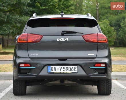 Серый Киа Niro, объемом двигателя 0 л и пробегом 47 тыс. км за 23890 $, фото 5 на Automoto.ua