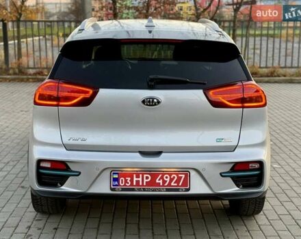 Киа Niro 2021 в Бердичеве на Automoto.ua Серый Киа Niro, объемом двигателя 0 л и пробегом 70 тыс. км за 21350 $, фото 16 на Automoto.ua