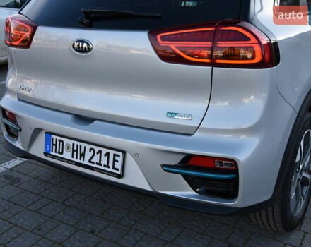 Серый Киа Niro, объемом двигателя 0 л и пробегом 23 тыс. км за 24590 $, фото 8 на Automoto.ua