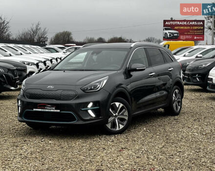 Серый Киа Niro, объемом двигателя 0 л и пробегом 39 тыс. км за 23100 $, фото 4 на Automoto.ua